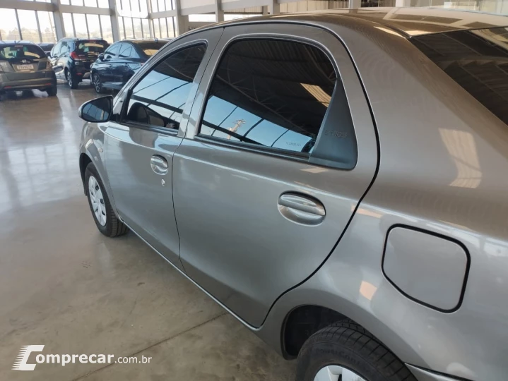 ETIOS 1.5 X Plus Sedan 16V