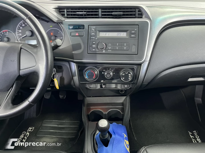 CITY 1.5 DX Sedan 16V