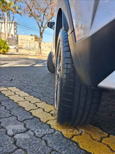 KICKS PLAY 1.6 16V FLEXSTART SENSE XTRONIC