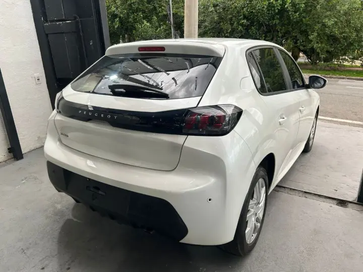 208 Active 1.6 Flex 16V 5p Aut.