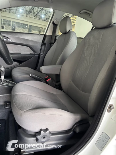 HB20S 1.6 COMFORT PLUS 16V FLEX 4P AUTOMÁTICO