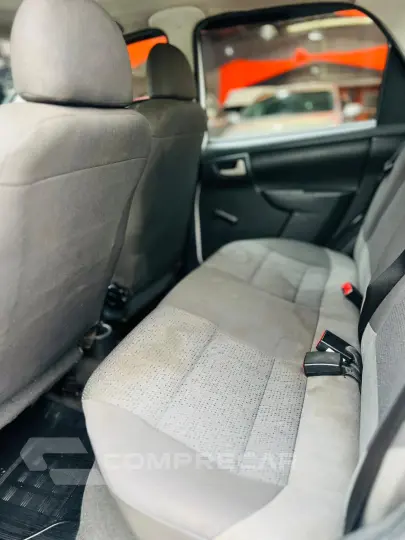 CELTA 1.0 MPFI LT 8V