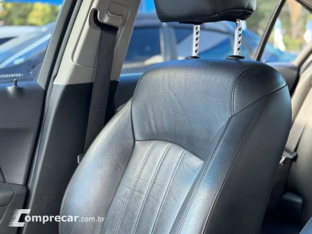 CRUZE SEDAN - 1.8 LT 16V 4P AUTOMÁTICO