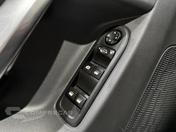 C3 1.6 EXCLUSIVE 16V FLEX 4P MANUAL
