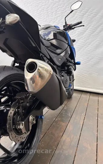 SUZUKI GSX S 750A