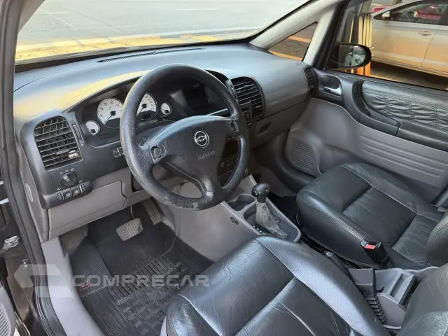 ZAFIRA - 2.0 MPFI ELEGANCE 8V 4P AUTOMÁTICO