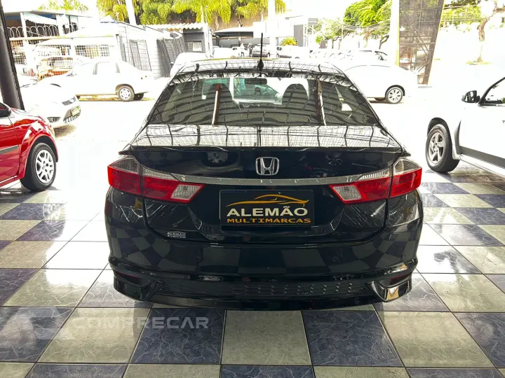 CITY 1.5 LX Sedan 16V