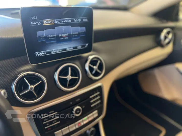 GLA 200 1.6 CGI STYLE 7G-DCT MERCEDES-BENZ