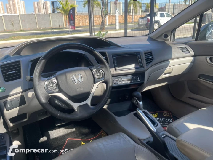 Civic 1.8 16V 4P EXS AUTOMÁTICO