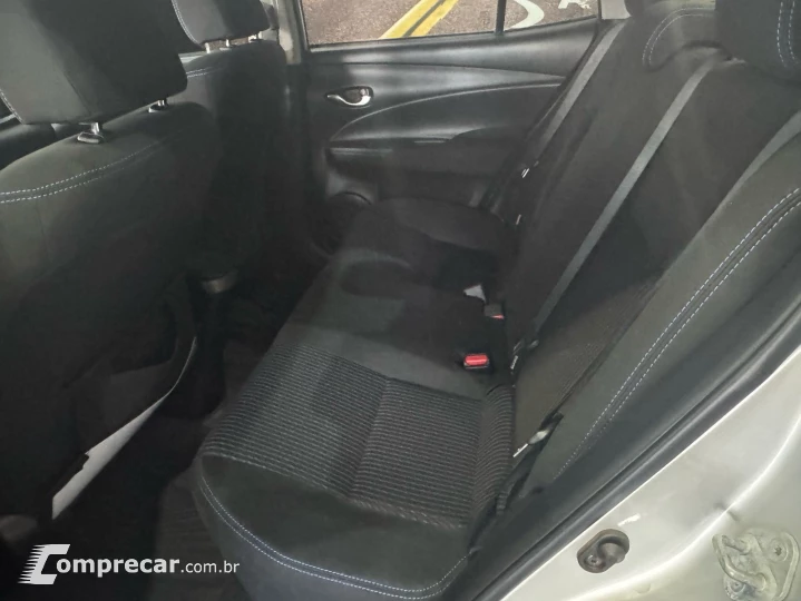 YARIS 1.5 16V Sedan XL