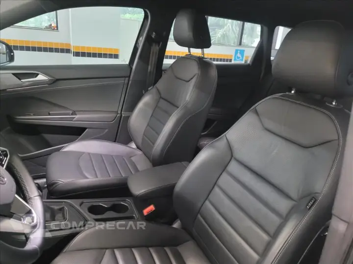TAOS 1.4 250 TSI TOTAL FLEX HIGHLINE AUTOMÁTICO