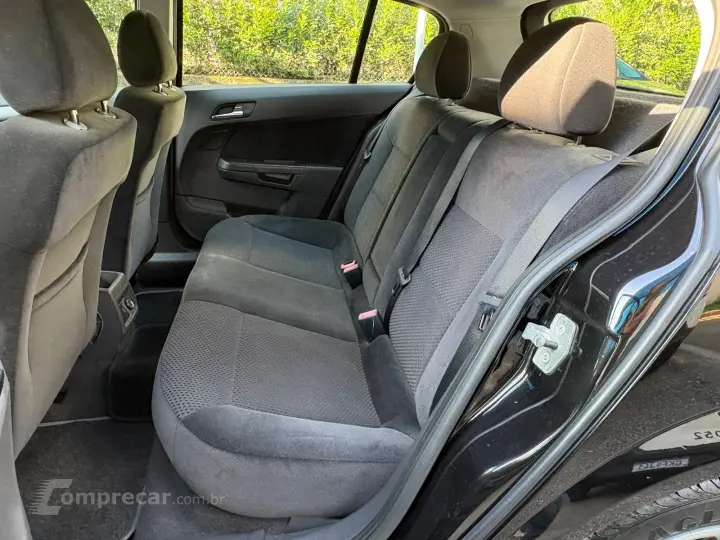 VECTRA 2.0 MPFI GT Hatch 8V