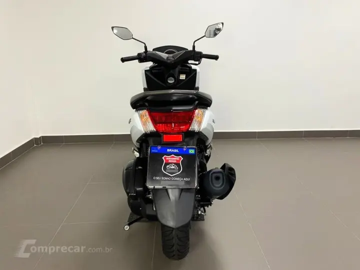 YAMAHA NMAX 160 ABS