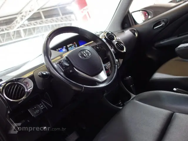 ETIOS SEDAN - 1.5 XLS SEDAN 16V 4P AUTOMÁTICO