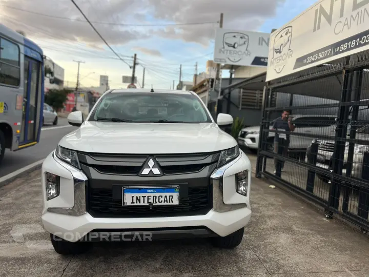 L200 TRITON 2.4 16V Turbo Sport GLX CD 4X4