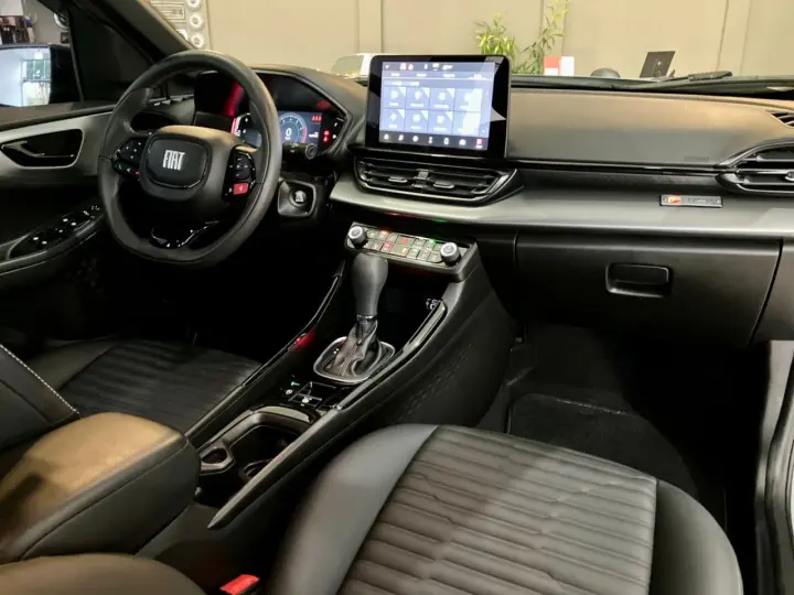 Fastback 1.3 16V 4P FLEX LIMITED EDITION TURBO 270 AUTOMÁTIC