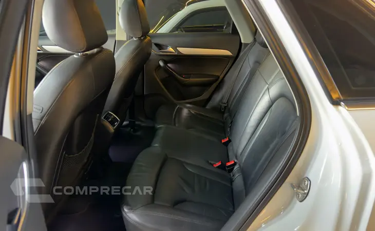 Q3 1.4 TFSI Ambiente Plus S Tronic