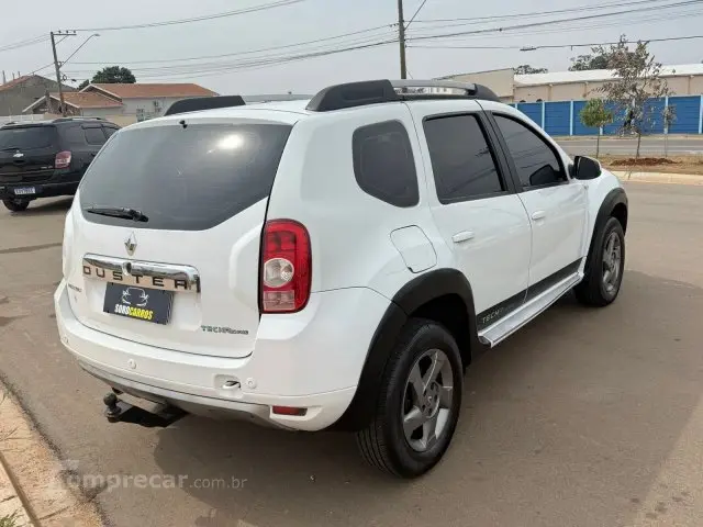 DUSTER - 2.0 DYNAMIQUE 4X2 16V 4P AUTOMÁTICO