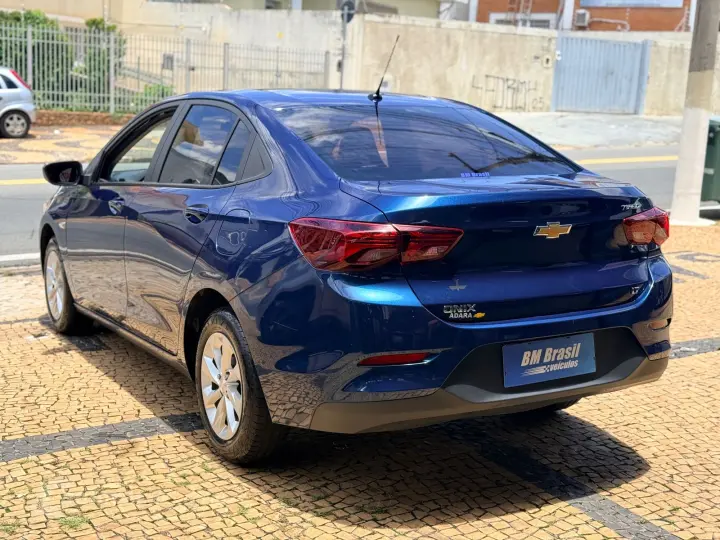 ONIX 1.0 Turbo Plus LT