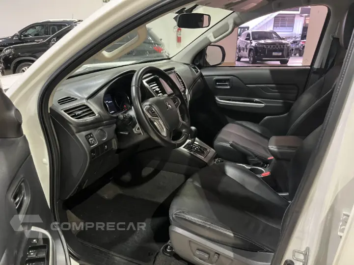 L200 TRITON 2.4 16V Turbo Sport HPE CD 4X4