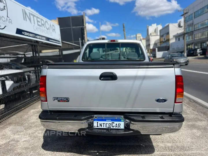 F-250 4.2 XLT 4X2 CS V6