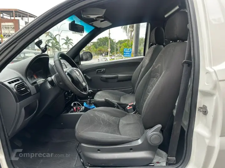 Strada Working HARD 1.4 Fire Flex 8V CS