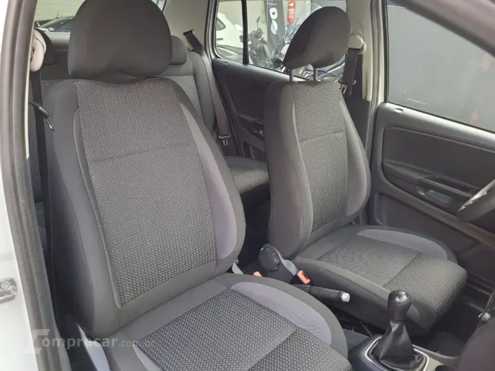 Fox Trendline 1.6 Flex 8V 5p