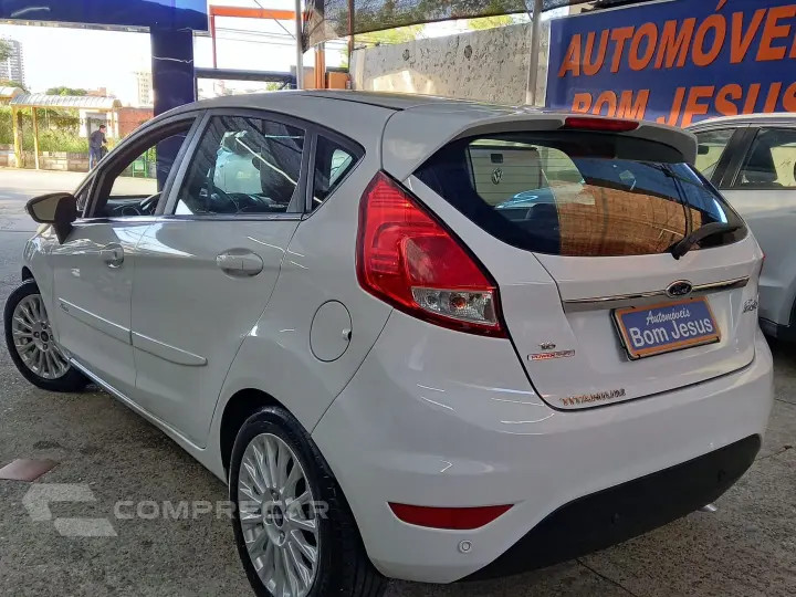 Fiesta 1.6 Titanium Hatch 16V Flex 4P Automático