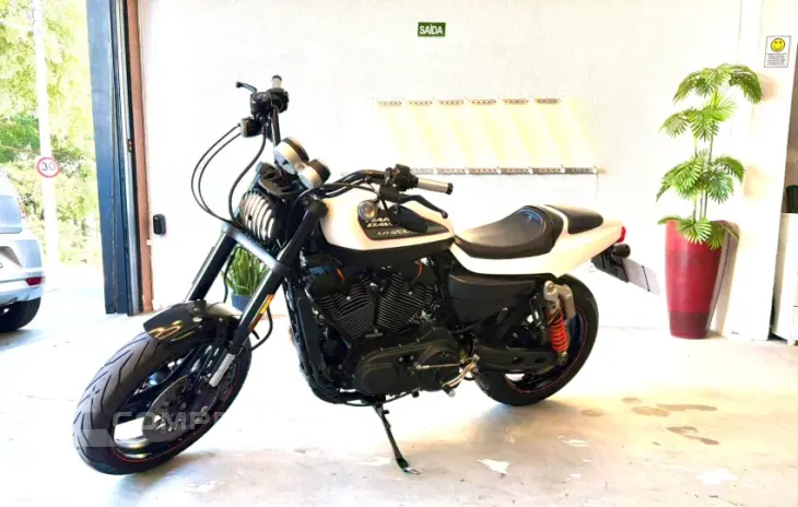 XR 1200 X