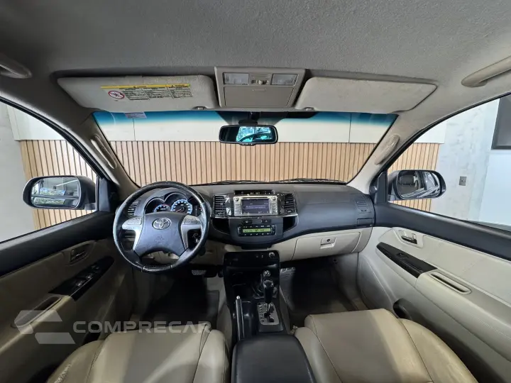 HILUX SW4 3.0 SRV 4X4 7 LUGARES 16V TURBO INTERCOOLER DIESEL