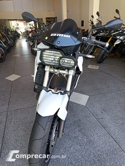 F 800 R