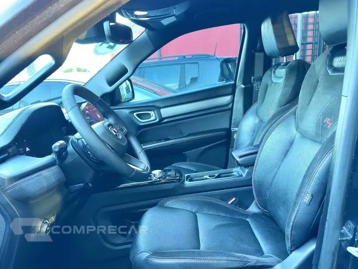 RAMPAGE 2.0 HURRICANE 4 TURBO GASOLINA R/T 4X4 AUTOMÁTICO