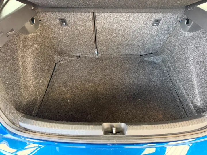 Nivus Highline 1.0 200 TSI Flex Aut.