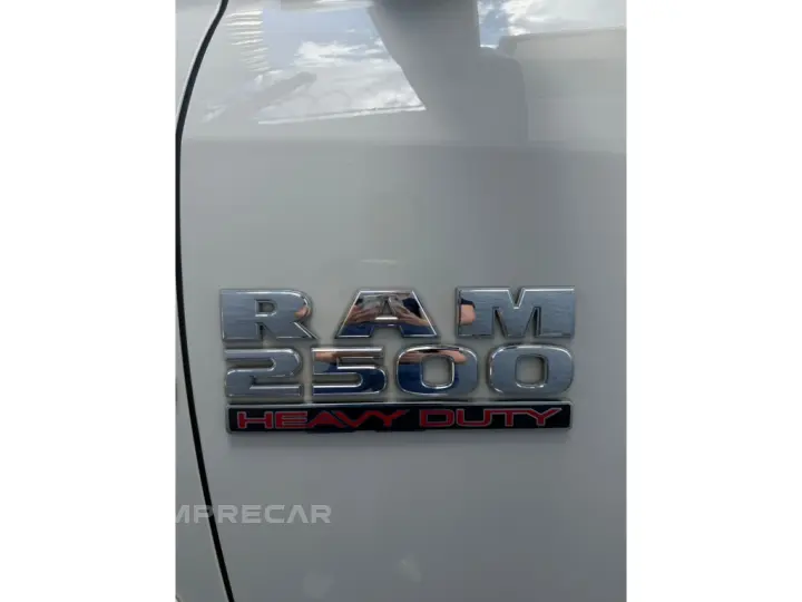 2500 6.7 LARAMIE 4X4 CD I6 TURBO DIESEL 4P AUTOMÁTICO