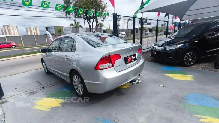CIVIC LX