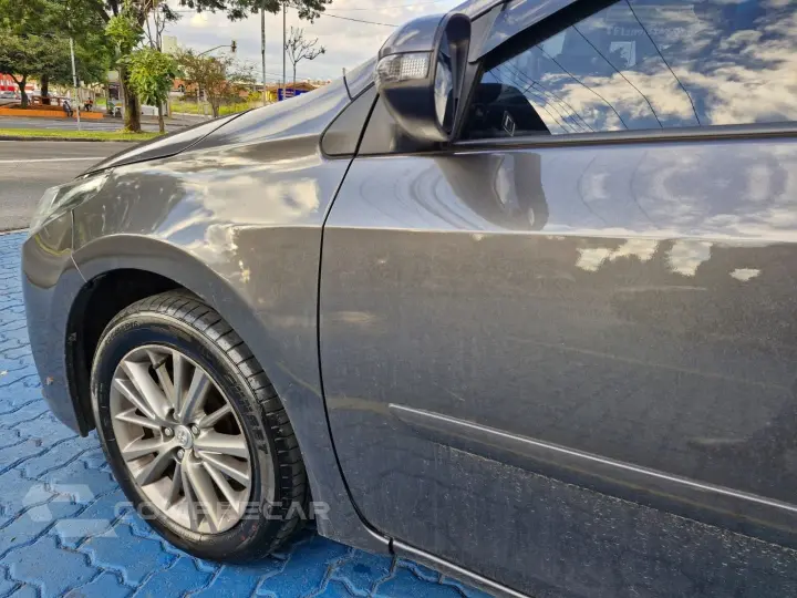 COROLLA 1.8 GLI UPPER 16V FLEX 4P AUTOMÁTICO
