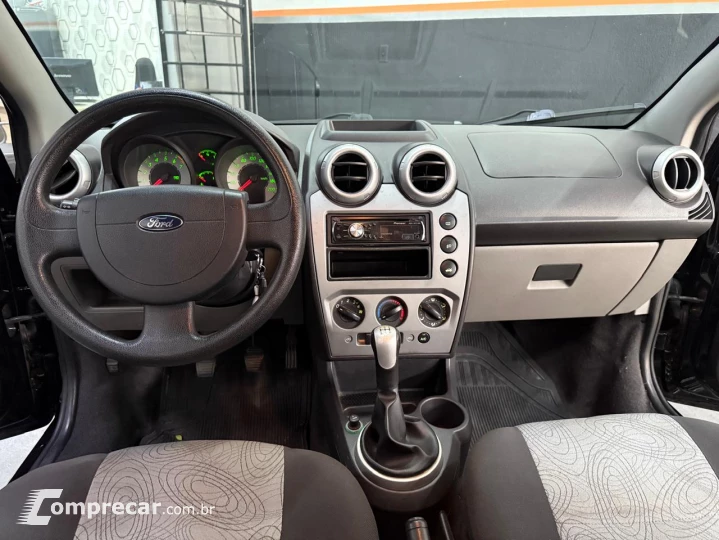 FIESTA 1.6 SE Sedan 16V