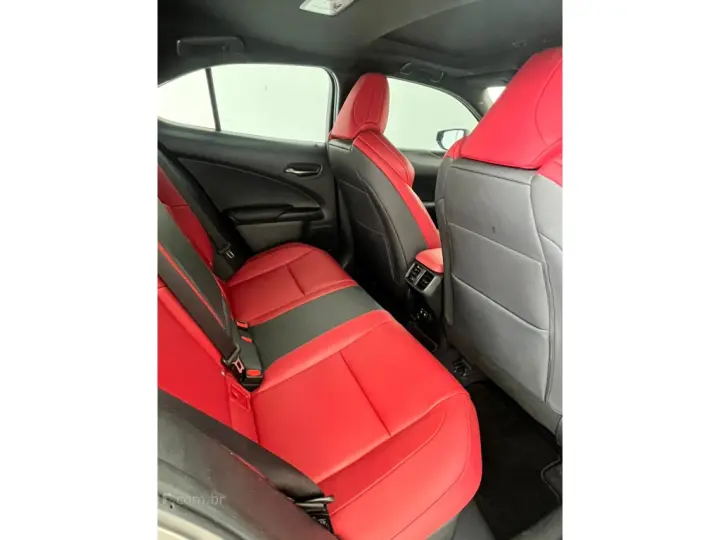 UX 250h 2.0 VVT-I HYBRID F-SPORT CVT