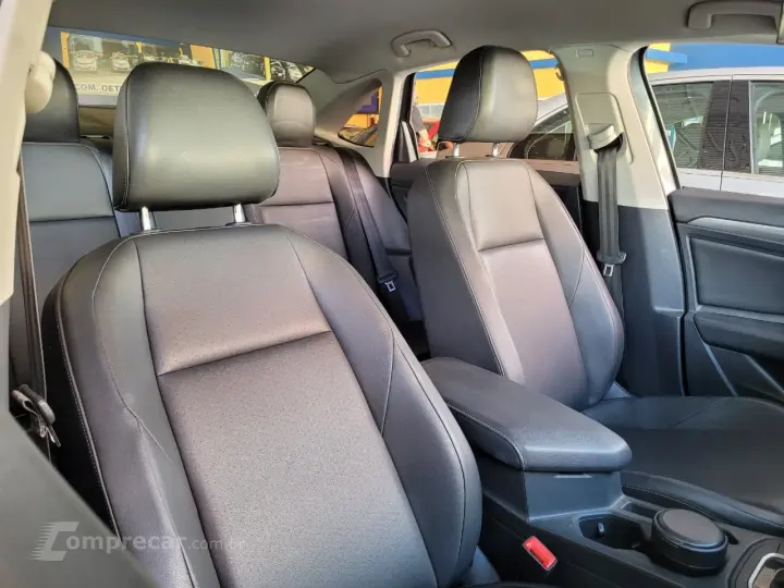 JETTA Comfort. 250 TSI 1.4 Flex 16v Aut.