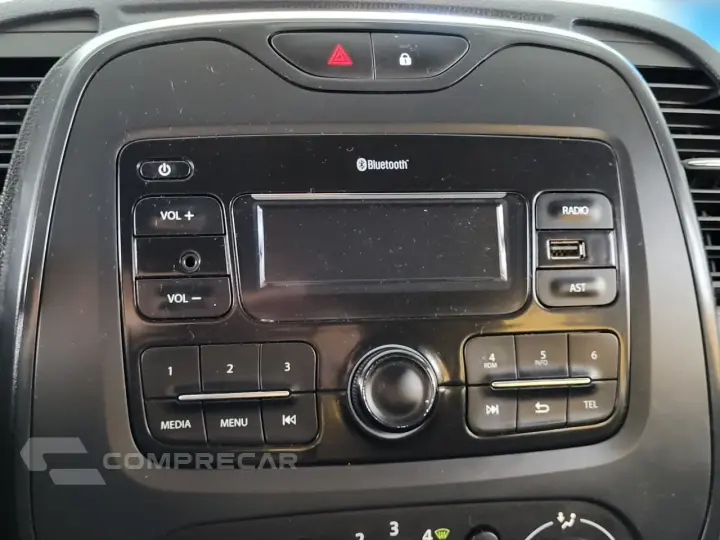 CAPTUR Life 1.6 16V Flex 5p Aut.