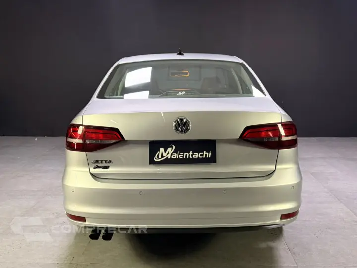 JETTA 2.0 COMFORTLINE FLEX 4P TIPTRONIC