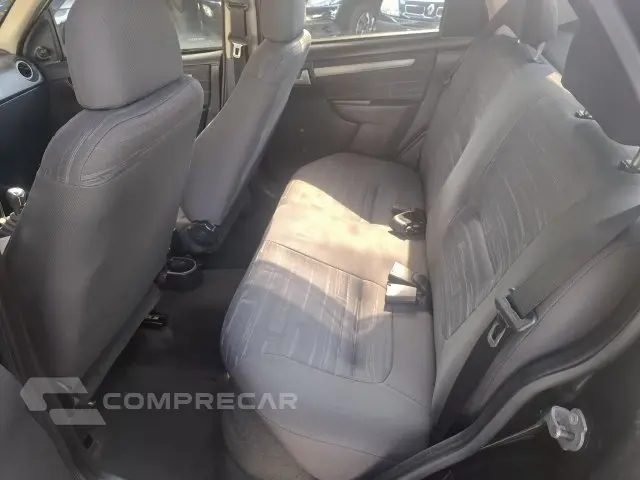 PRISMA - 1.4 MPFI MAXX 8V 4P MANUAL