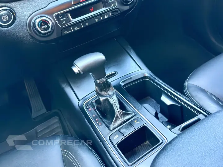 SORENTO 2.4 16V GASOLINA EX 7L AUTOMÁTICO