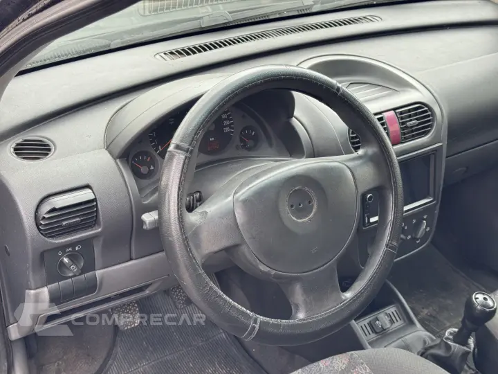 CORSA 1.0 MPFI Maxx Sedan 8V