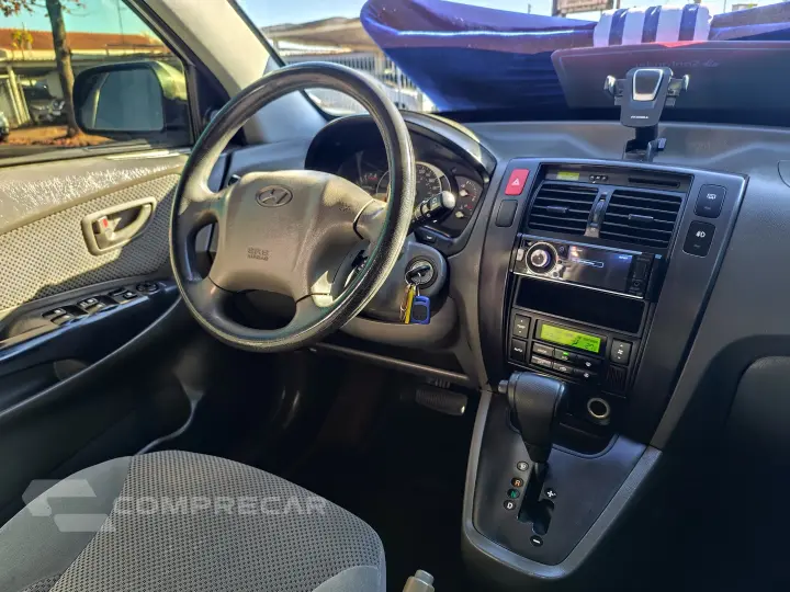 TUCSON 2.0 MPFI GLS 16V 143CV 2WD GASOLINA 4P AUTOMÁTICO