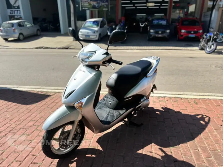 LEAD 110