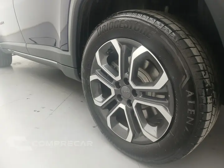 COMMANDER 1.3 T270 TURBO FLEX LIMITED AT6