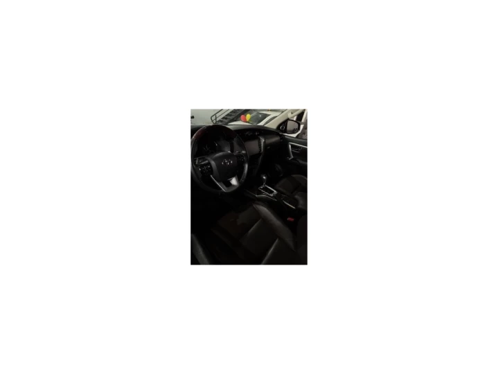 HILUX SW4 2.8 SRX 4X4 16V TURBO INTERCOOLER DIESEL 4P AUTOMÁ