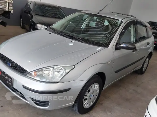 FOCUS HATCH - 1.6 8V 4P MANUAL