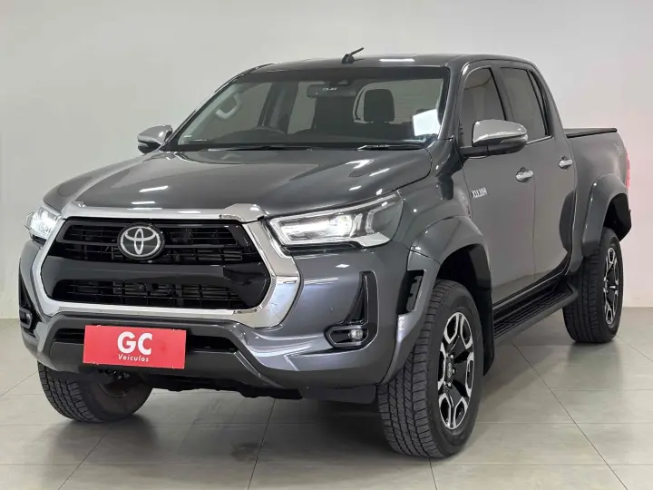HILUX 2.8 D-4D TURBO DIESEL CD SRX PLUS 4X4 AUTOMÁTICO